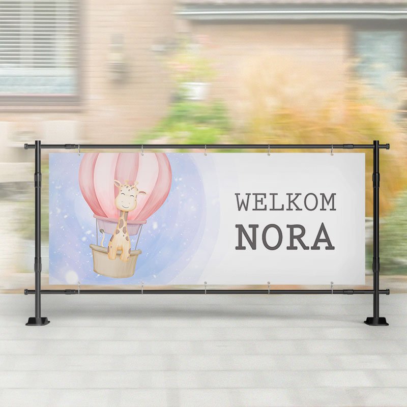 Geboorte spandoek | Giraf in een Luchtballon – Kleurmedia®
