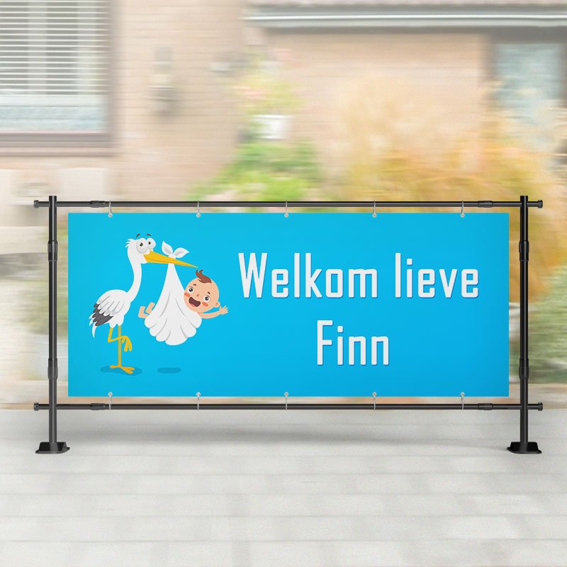 Geboorte spandoek | Vliegende Ooievaar staat met Baby Blauw – Kleurmedia®