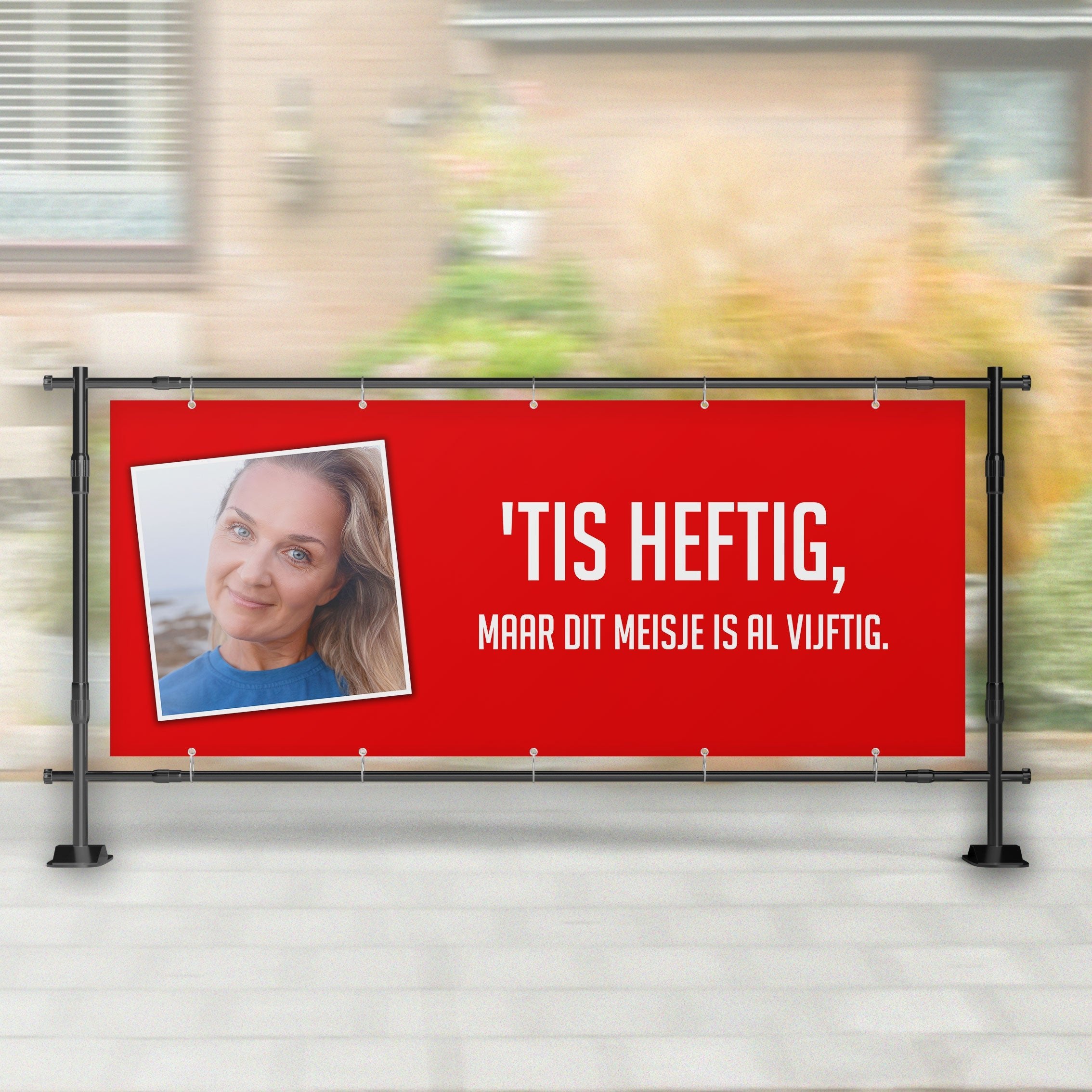 Spandoek Sarah | Het is Heftig! – Kleurmedia®